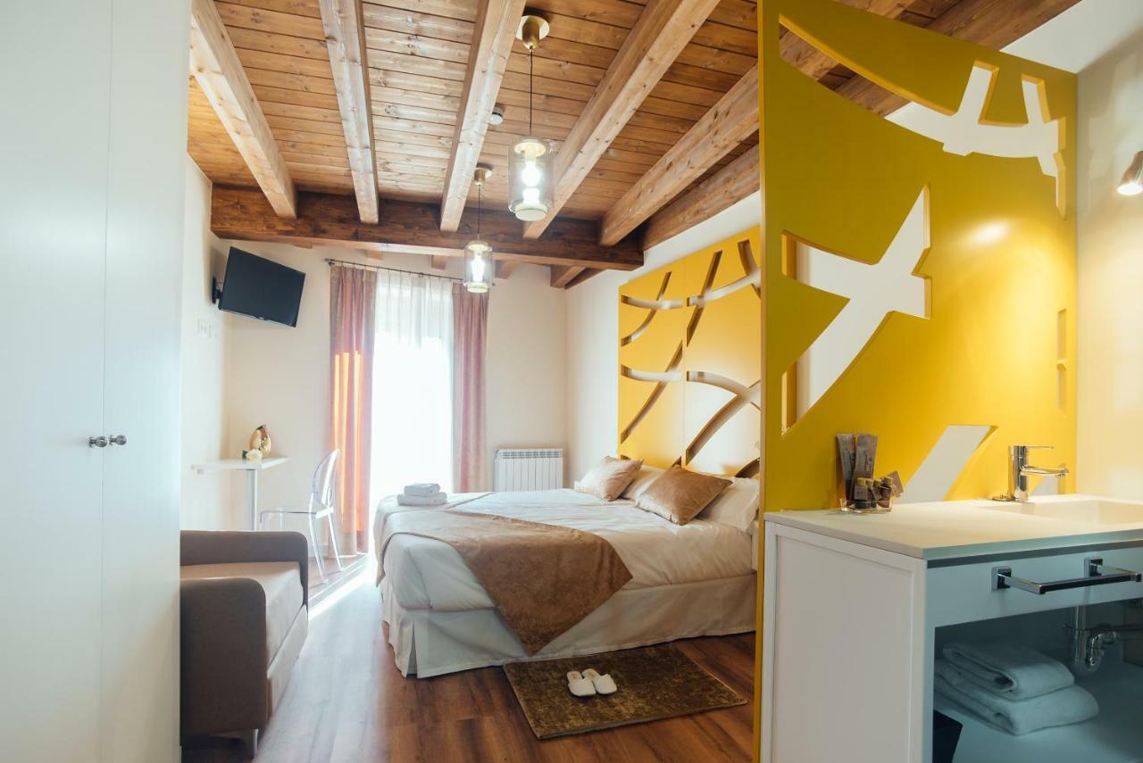 Hotel Rural Pinares De Soria Molinos de Duero Luaran gambar